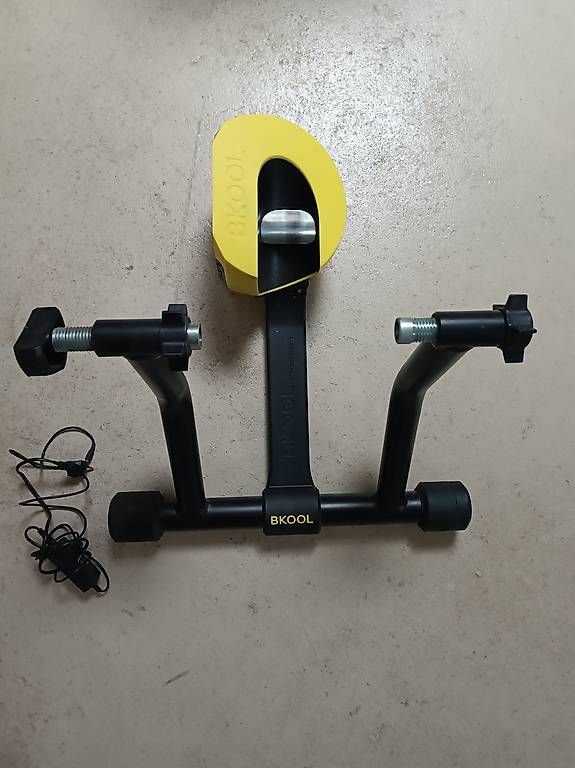 Hometrainer: Hometrainer vélo Bkool Smart Pro 2 – Usato da Monnaz venduto da Zengirl 1