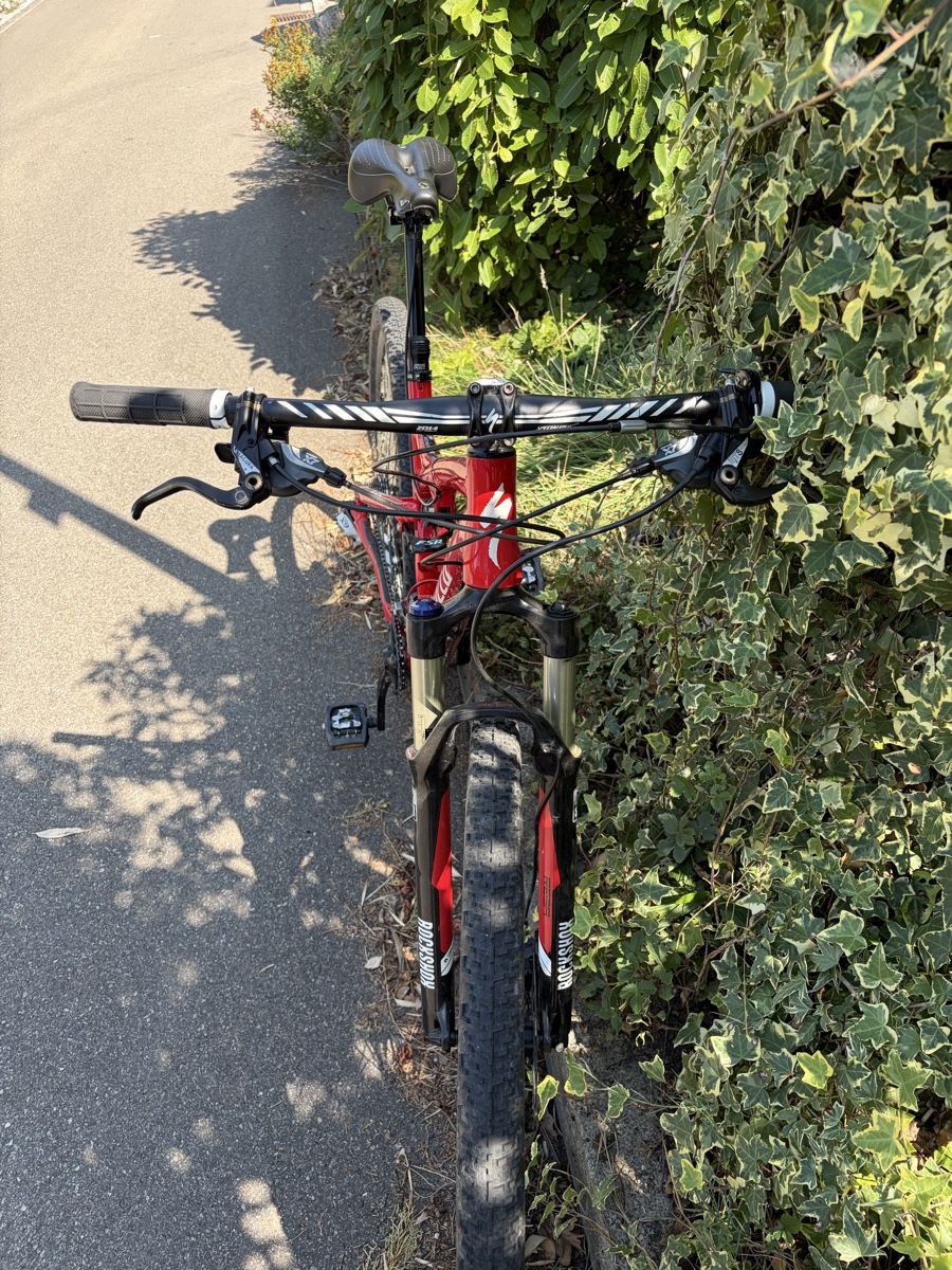 Specialized Vélos: Specialized MTB vollgefedert rot – D'occasion à Rorschach par fab_2nnm 4