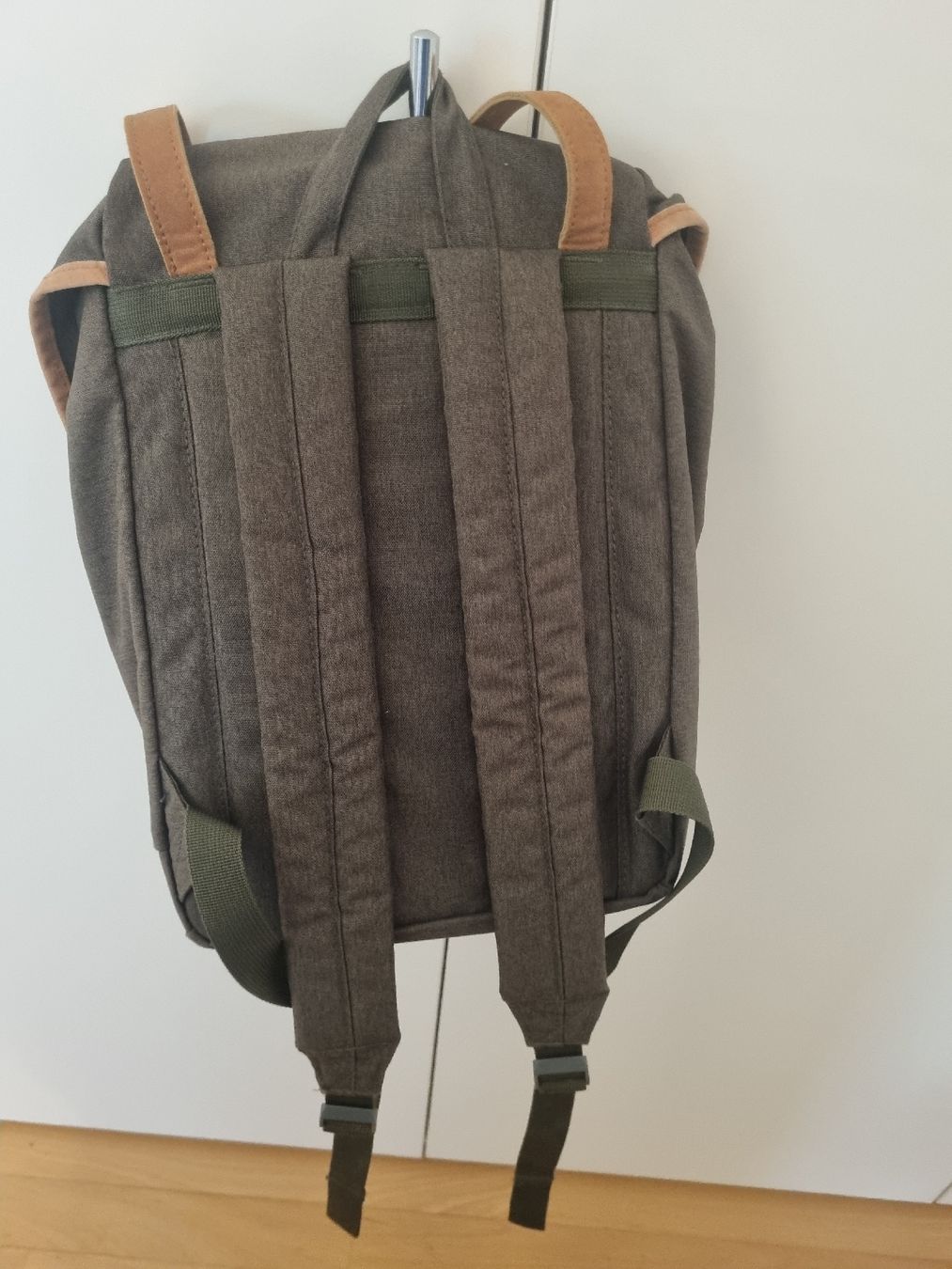 Zaini: kleiner Tagesrucksack – Usato da Oberrüti venduto da zwierbel7 2