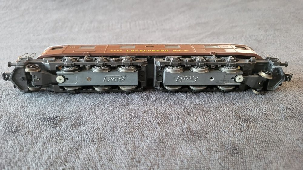 ROXY H0: Lokomotive Ae 6/8 BLS, 2 Motoren (Gebraucht) in Fontaines NE