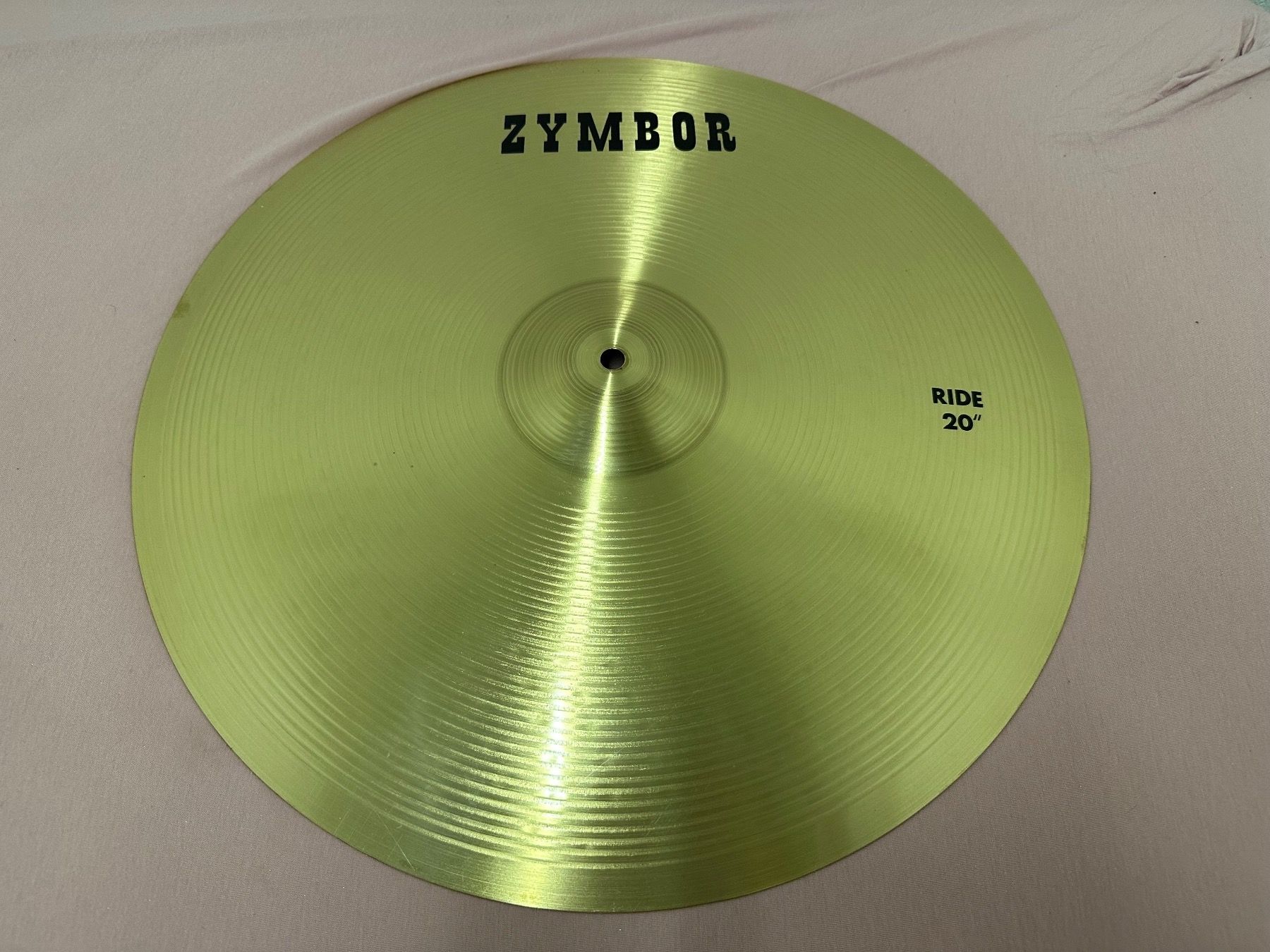 Instruments de musique: ZYMBOR RIDE 20" Cymbale – D'occasion à Lausanne par artnouveau04