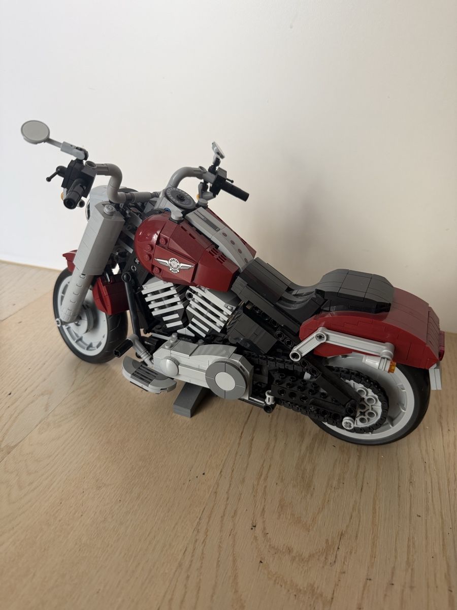 Lego Baukästen: LEGO® Creator Expert Harley-Davidson Fat Boy - Top! – Gebraucht aus Buch am Irchel von Sweetharth 2