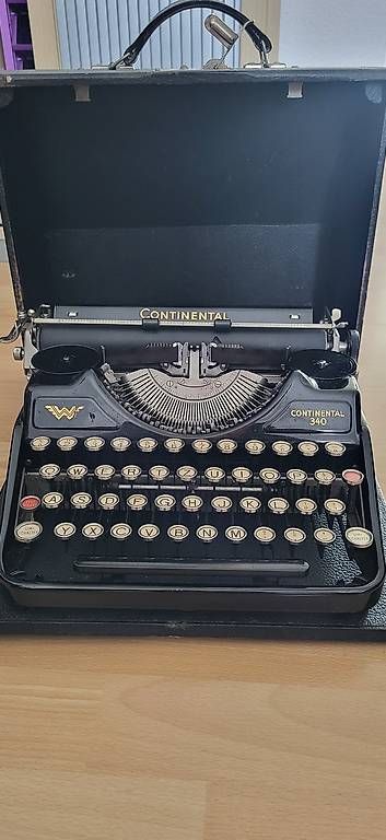 Macchine da scrivere: Continental Schreibmaschine – Usato da Bellach venduto da Kebjeer 3