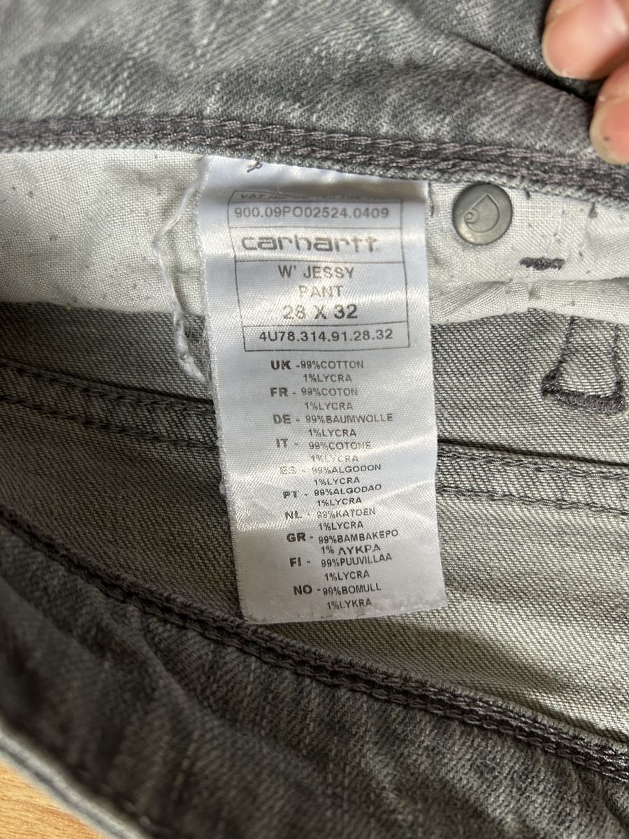 Carhartt Jeans: Carhartt Jeans Gr. 28/32 – Usato da Winterthur venduto da Betty2018 2