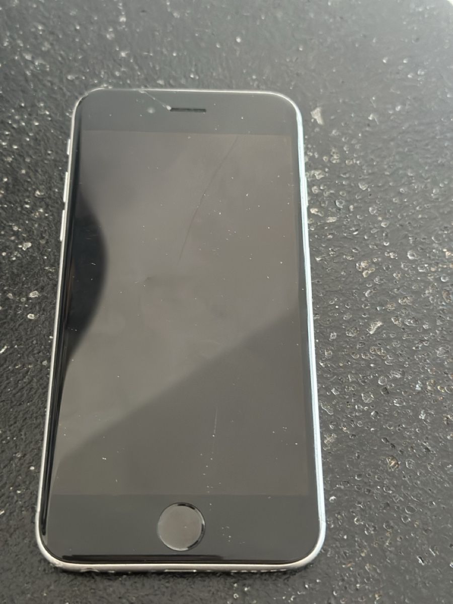 Apple Portables: Iphone 6 – D'occasion à Zürich par Gadgets2020 1