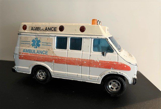 Matchbox Modellini d'auto: +  AMBULANCE  + – Usato da Winkel venduto da zeho 1