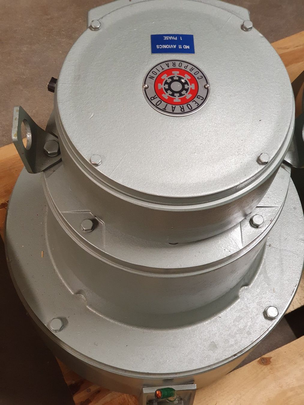 Componenti elettronici: Generator 115VAC / 400Hz – Usato da Glattfelden venduto da hbct
