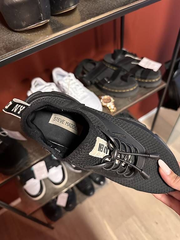 Steve Madden Chaussures hommes: Sneaker Steve Madden – D'occasion à baar par may_8fwr 2