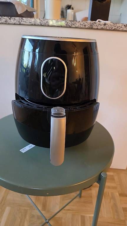Appareils de cuisine: Betty Bossy Airfryer 2.5l – D'occasion à Arlesheim par schoop.