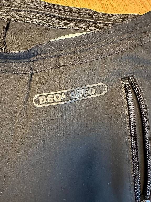 Dsquared2 Pantaloni: Dsquared2 Hosen – Usato da Wallisellen venduto da Michelle06 3