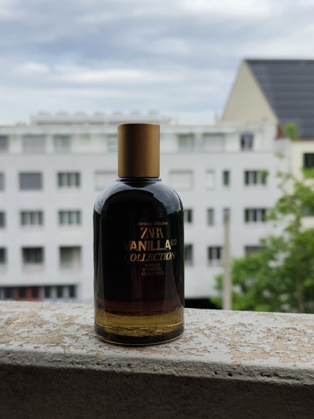 Zara Profumi & Eau de Toilette: ZARA - Vanilla 02 Collection Eau de Parfum 100ml – Usato da Basel venduto da bsbs13