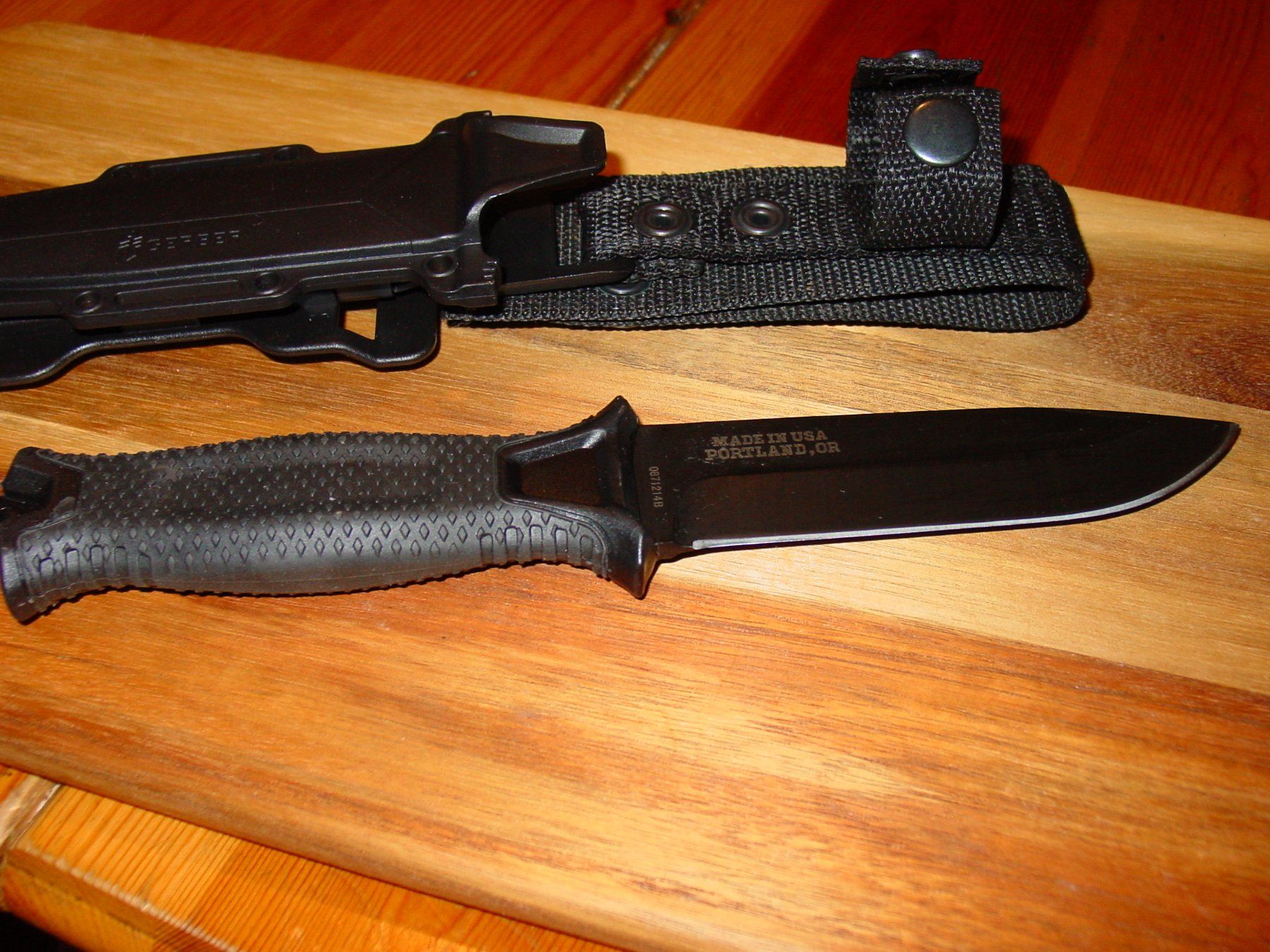 Coltellini militari: Militärisches Kampfmesser in schwarz – Nuovo (secondo la descrizione) da Ursenbach venduto da rekruten-shop 2