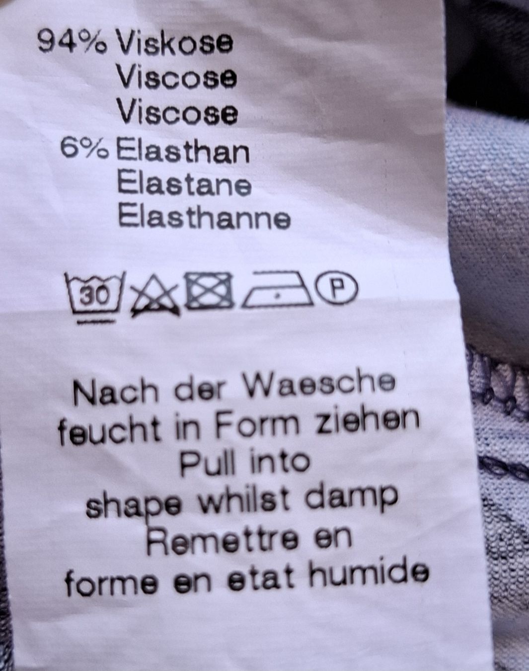 Vestiti: Kleid mit V-Ausschnitt Grösse 46 – Nuovo (secondo la descrizione) da Pagig venduto da Spring14 6