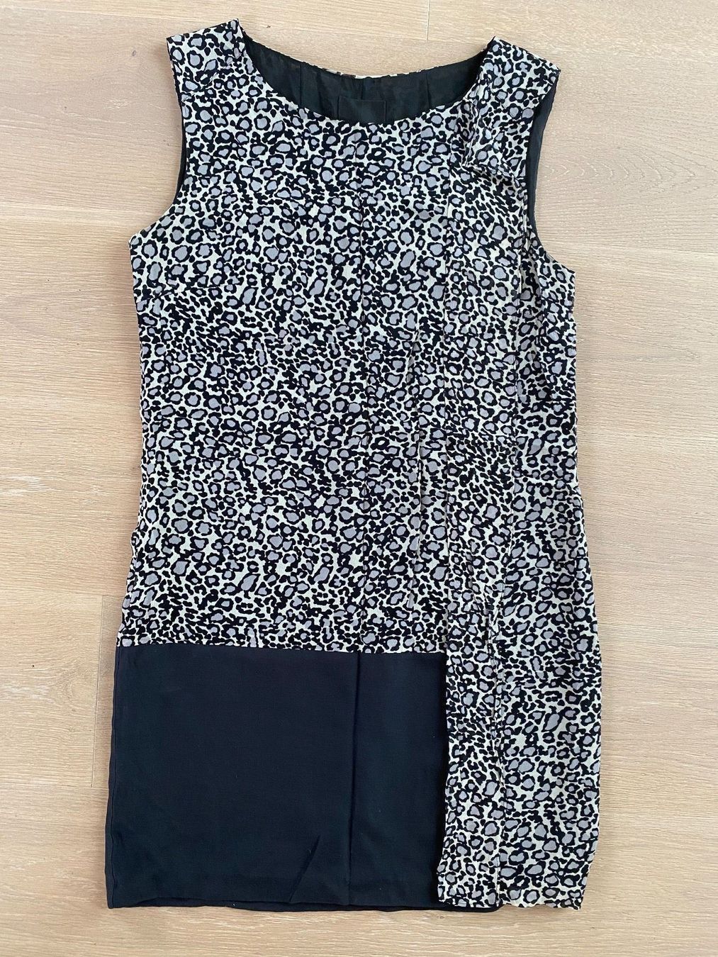 Kleider: Neuwertiges InWear Kleid Grösse 36 – Gebraucht aus Winkel von Flyhy2020