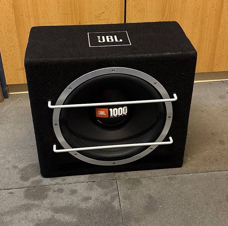 Haut-parleurs: JBL 1000W Auto Subwoofer – D'occasion à Luzern par Lalo_