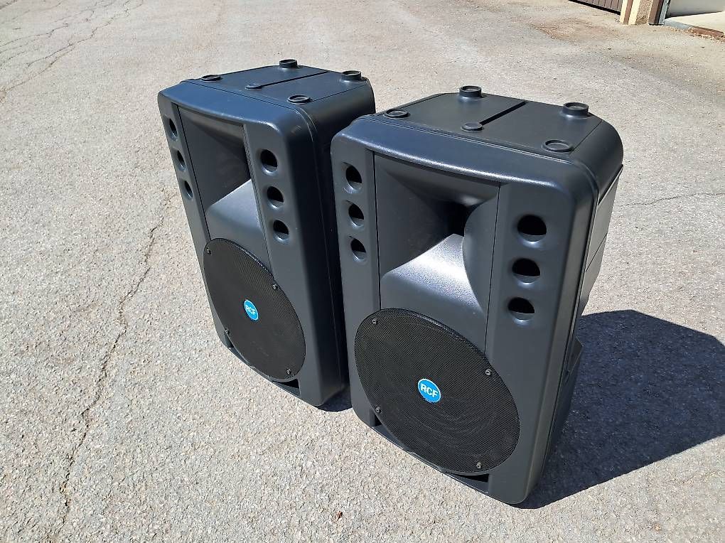 Casse acustiche: 2 HP RCF Art300a – Usato da Colombier NE venduto da sodad