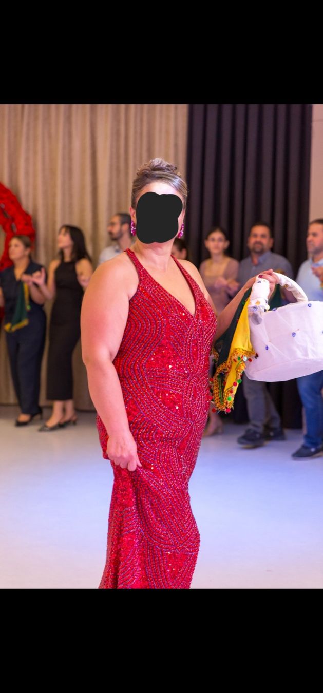 Vestiti: rotes Abendkleid mit Steinen XL – Usato da Winterthur venduto da ber_5zqb 1