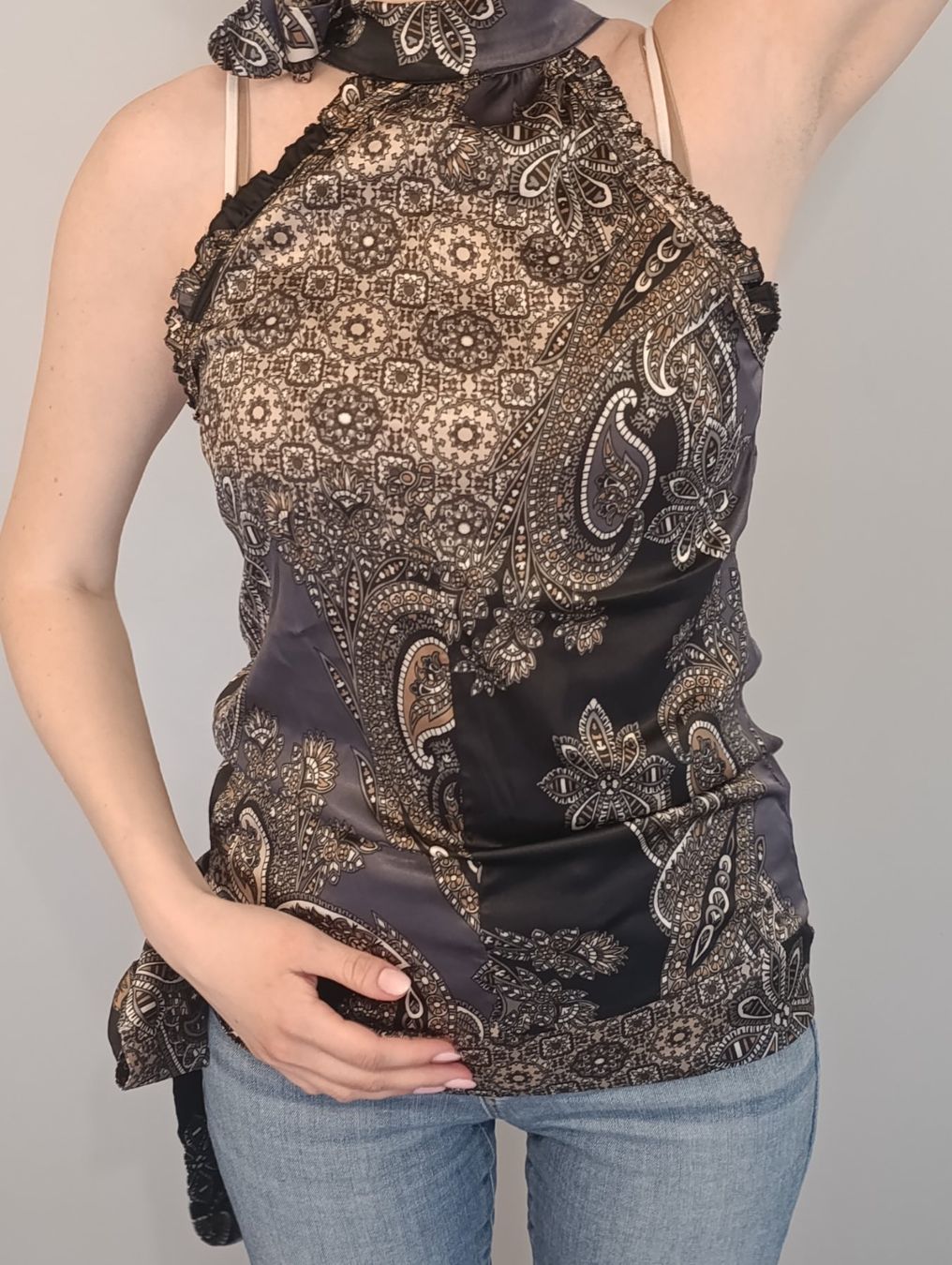 Top: Satin Top Gr.M – Usato da Domat/Ems venduto da Lorand_ 3
