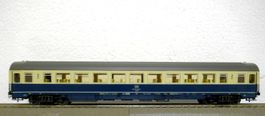Roco 4235A DB Grossraumwagen Bpmz 2. Klasse, ozeanblau-crème