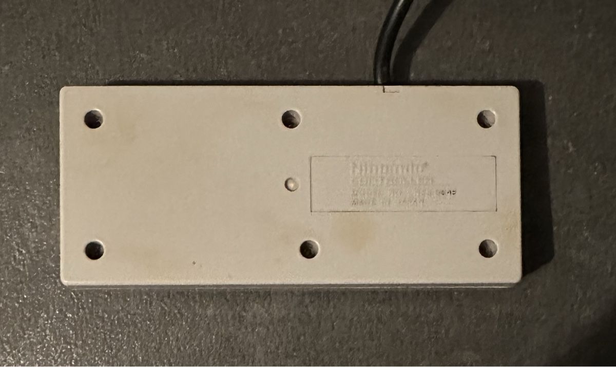 Nintendo Controller: Original Nintendo NES Controller – Gebraucht aus Kestenholz von Matti_11 1