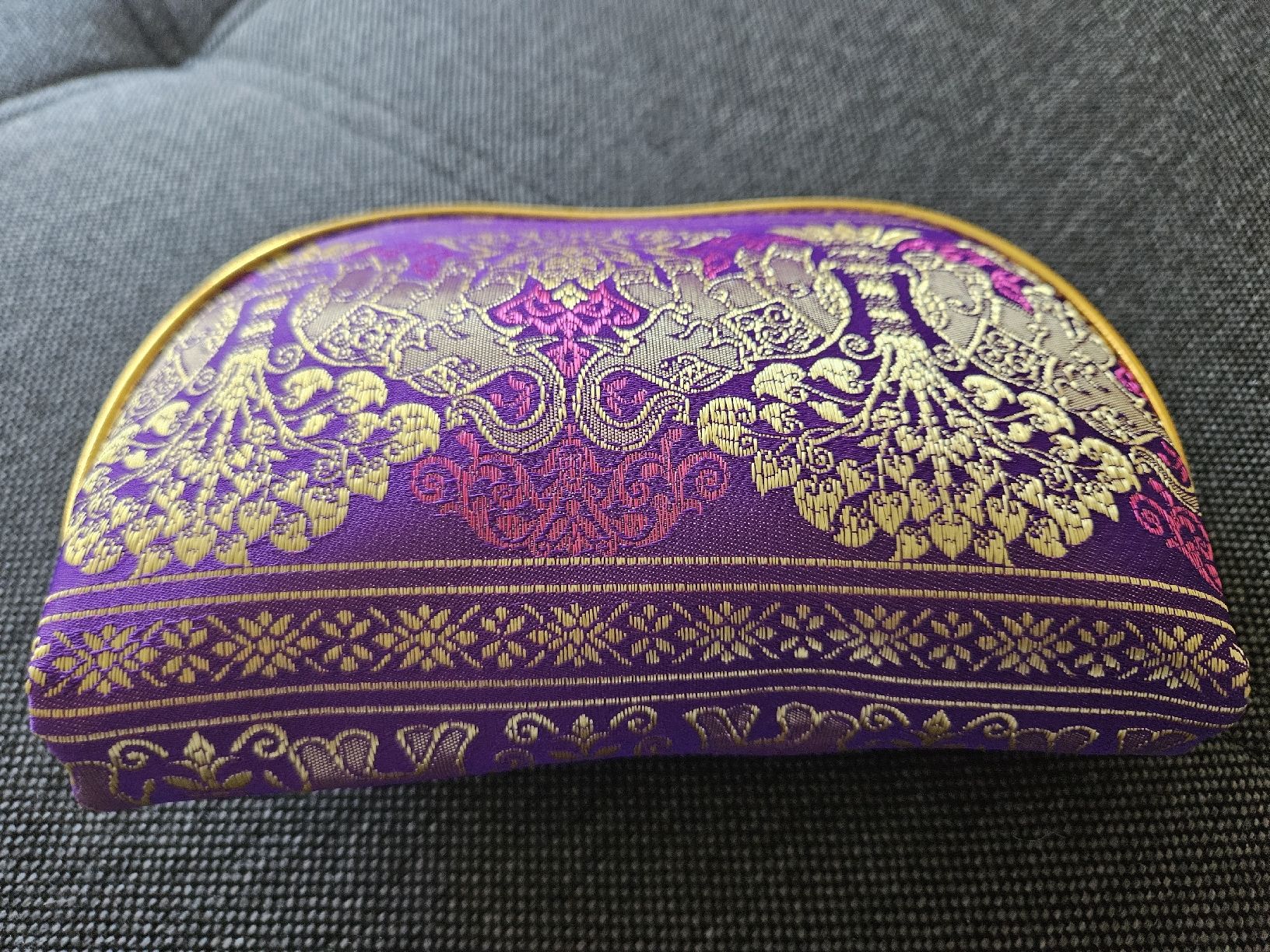 Sacs femmes: Nécessaire Tasche  – Neuf avec emballage d'origine à Lenzburg par lau_nn7p 1