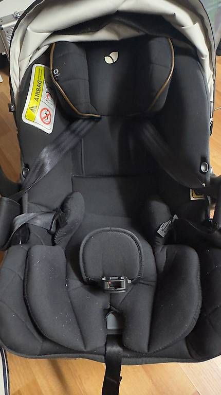 Seggiolini per auto: Joie Kindersitz – Usato da Beinwil am See venduto da Muffin-Queen7