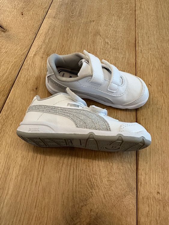 Puma Sneaker MÃ¤dchen Glitzer GrÃ¶sse 25 (Neu (gemÃ¤ss Beschreibung)) in Boppelsen fÃ¼r CHF 11.5 