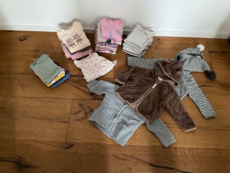 Kleiderpaket Mädchen 68