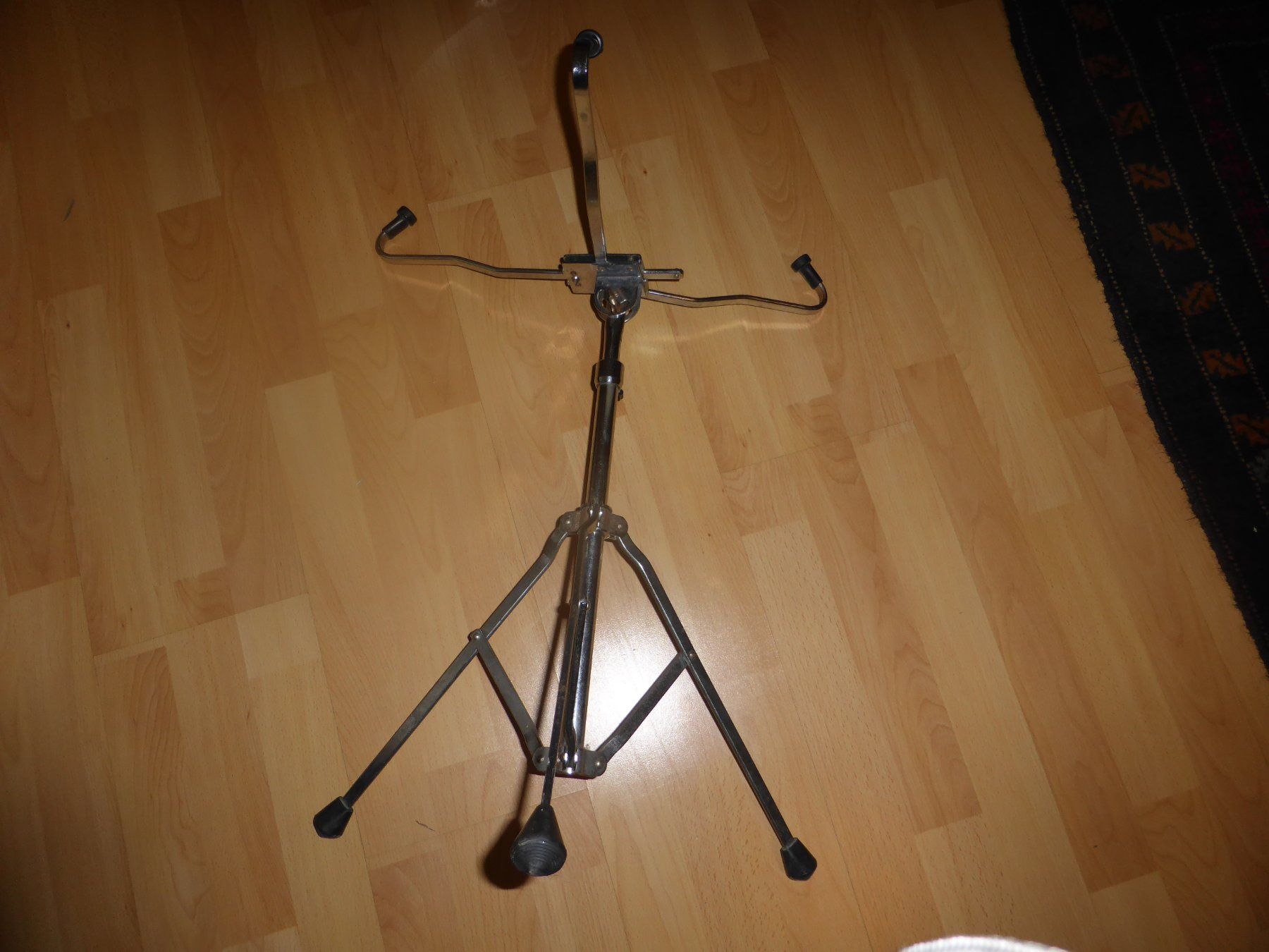 Musikinstrumente: SNARE STAND 60er. – Gebraucht aus basel von tama_fab 1