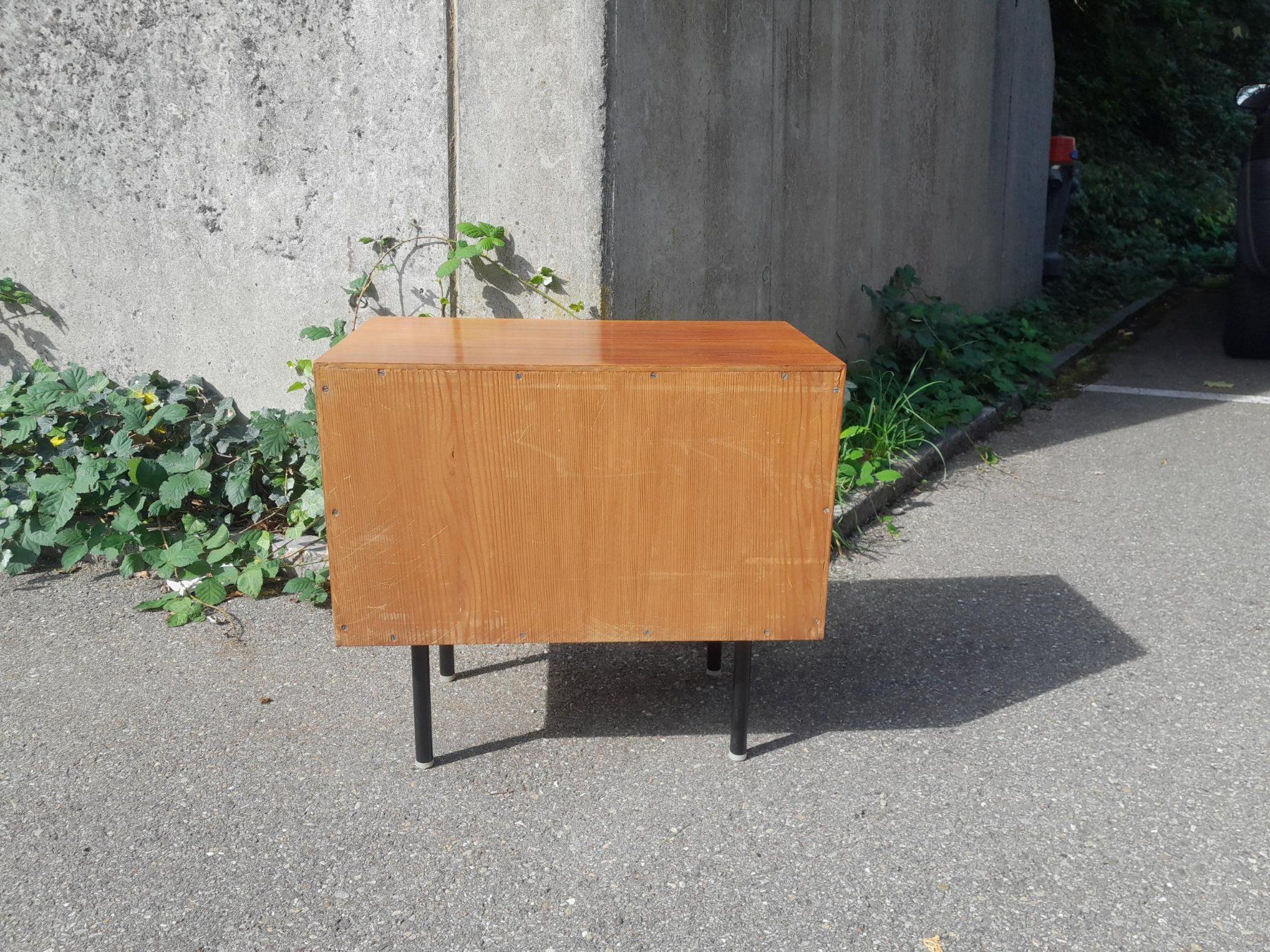 Cassettiere: Vintage Kommode / Nachttisch / Sideboard – Usato da Männedorf venduto da Bel-view 4