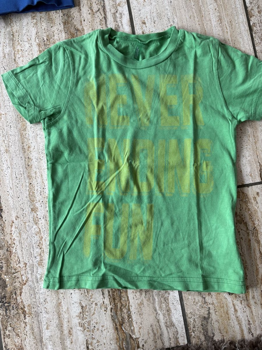 Benetton Lotti & Set di vestiti: Kleiderset Benetton Grösse 120 – Usato da Nürensdorf venduto da Yellowstone09 4