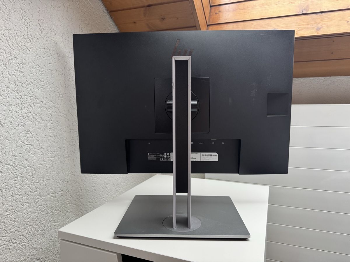 Hewlett Packard Monitor: HP EliteDisplay E243i - 1920x1200 - 24" – Usato da Winterthur venduto da dacolsson 1