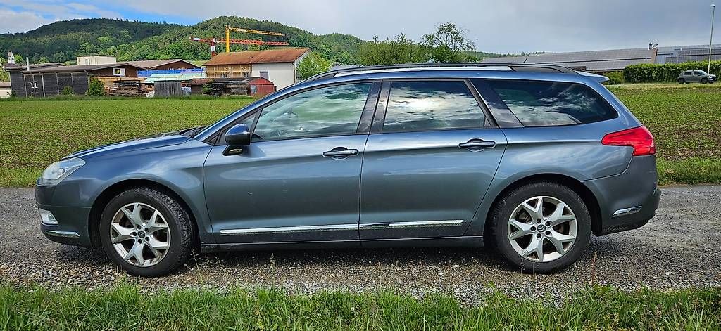 Citroën Automobili: CITROEN 2.0 HDi Automat 160 PS – Usato da Zürich venduto da LuegIn 2