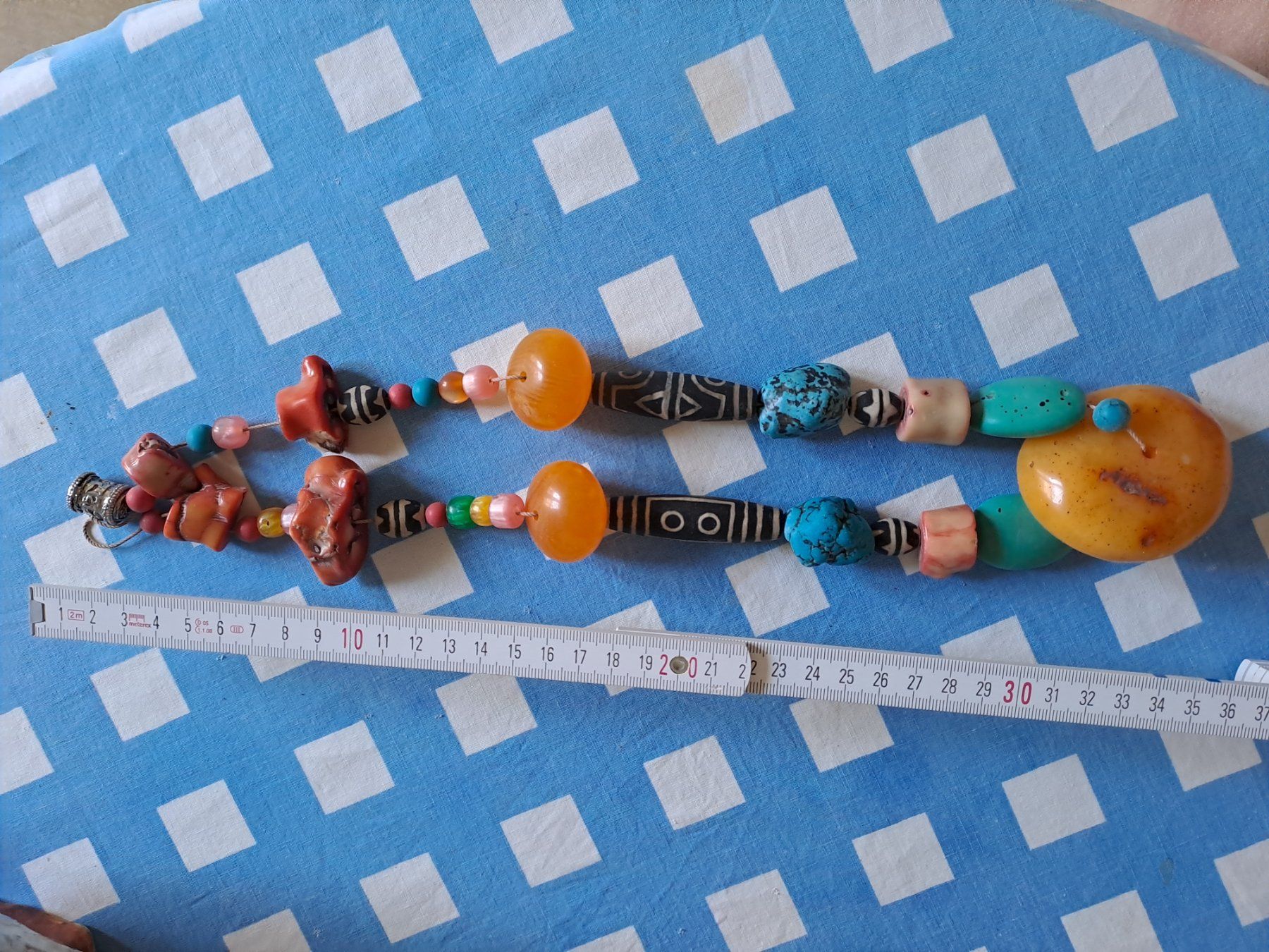 Catenine: COLLIER TIBETAIN – Usato da LAUSANNE venduto da KWEW 4