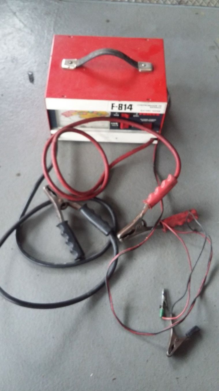 Messen: Auto - Batterieprüfer Batterietester Batterieprüfgerät FERVE – Gebraucht aus Dulliken von Dullikenlerchclassic 1