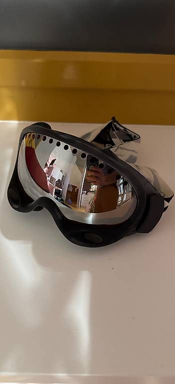 Occhiali & Lenti: Oakley Skibrille – Usato da Bischofszell venduto da Nenga