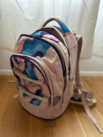 Schulrucksack Mädchen der Marke SATCH inklusive Etui