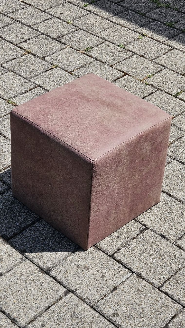 Hocker: Hocker – Neu (gemäss Beschreibung) aus Wikon von jojo812 1