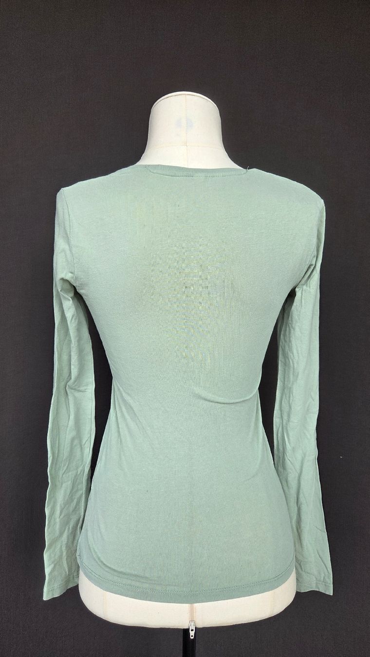H&M Camicette, T-shirt & Top: Langarmshirt von H&M in XS – Usato da Kreuzlingen venduto da MeinKleinesAtelier 1