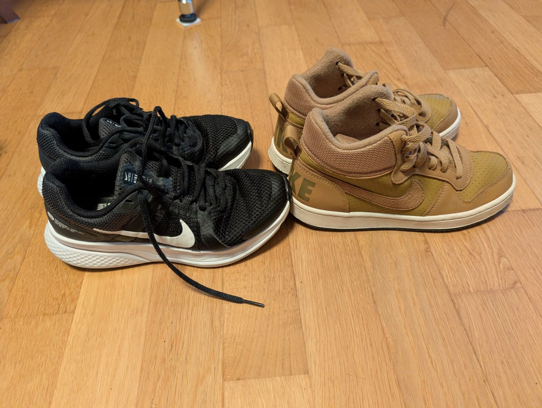 Nike Scarpe per ragazzi: 2x Turnschuhe Nike Grösse 36.5 – Usato da Ehrendingen venduto da tdz1980 3