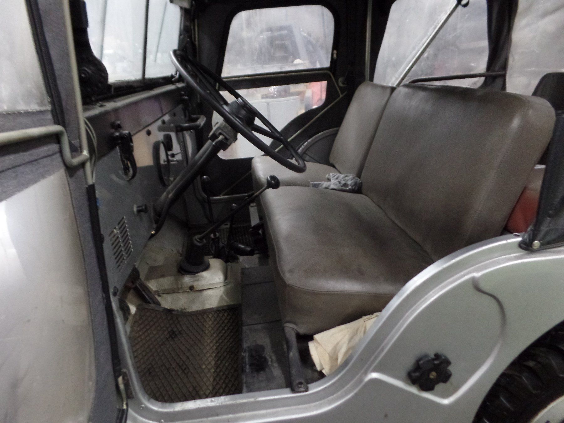 Jeep Automobili: Jeep Willys Universal CJ – Usato da Küssnacht am Rigi venduto da Locki71 5