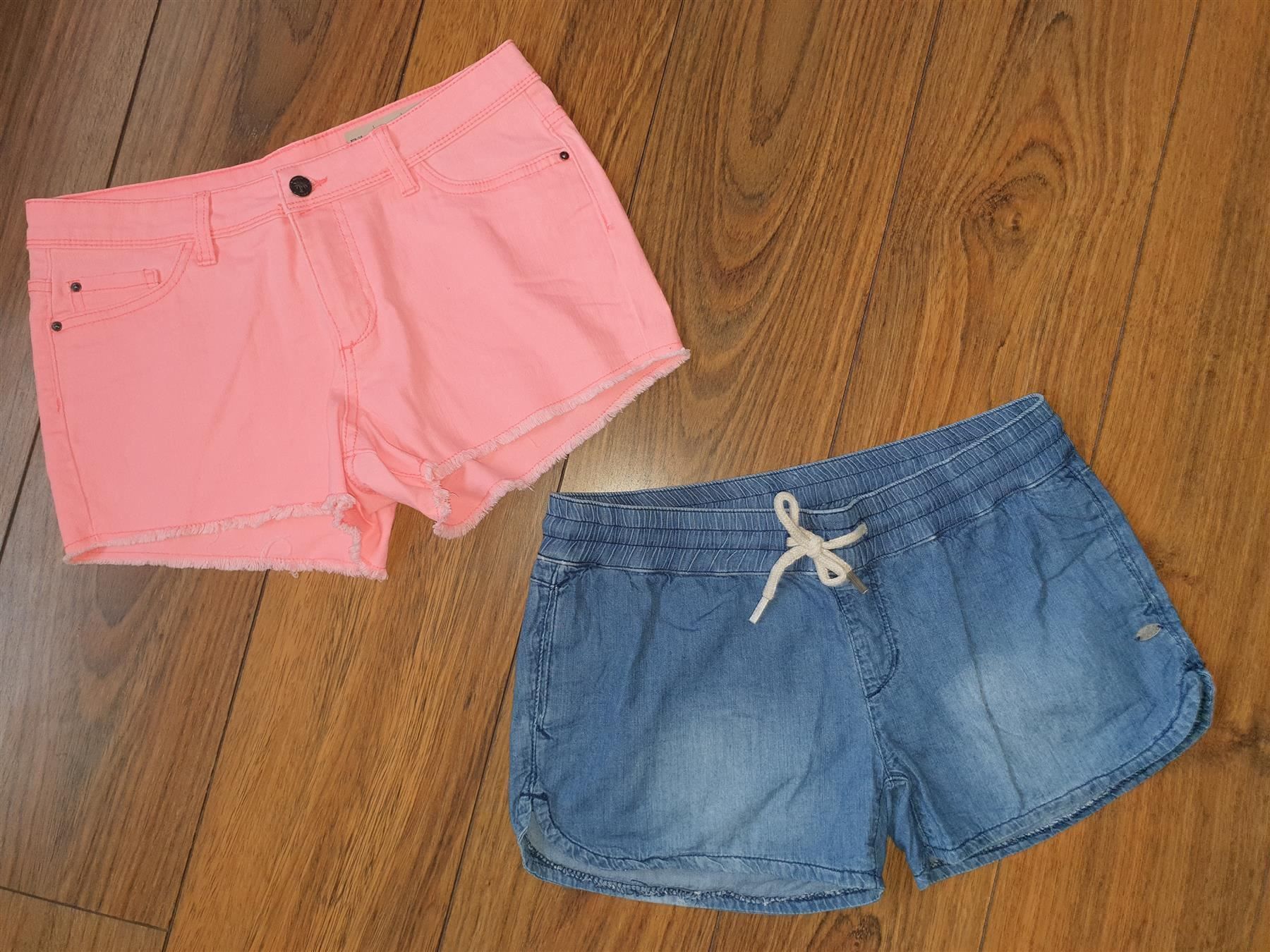 Pantaloni: 2x Sommer / Shorts Gr.  164 (M) – Usato da Buchrain venduto da regenblume3