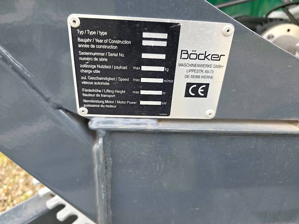 Tutte le macchine: BÖCKER UNIVERSAL-SCHRÄGAUFZUG SIMPLY 21HD – Usato da Dietikon venduto da Boerni65 2