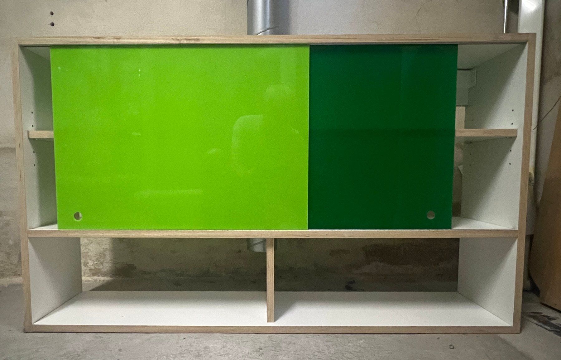 Schränke: Hängeschrank oder Sideboard – Gebraucht aus Zürich von Kirk1 1