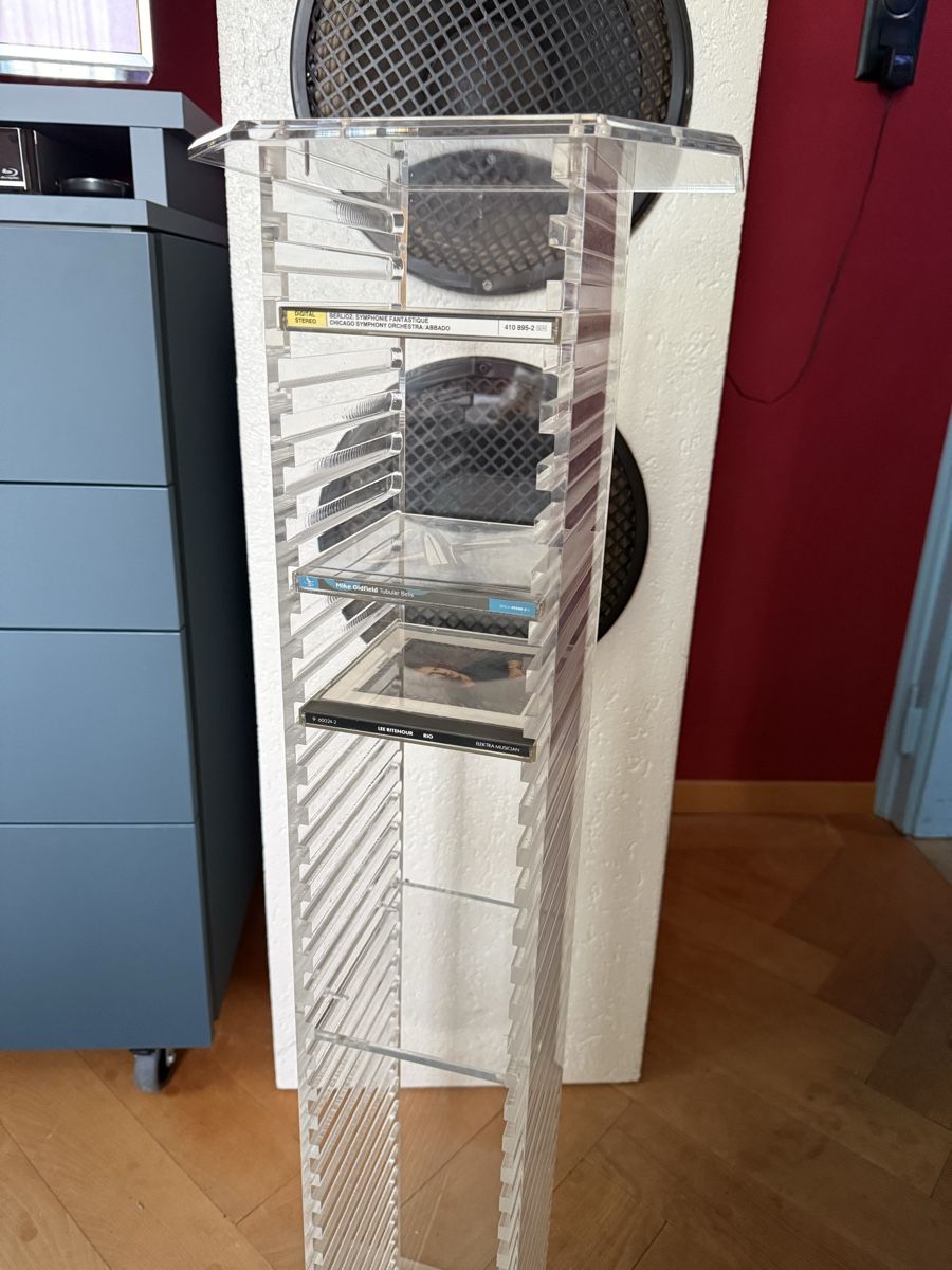 Scaffali: CD Regal transparent Acryl – Usato da Ennetbaden venduto da Data_100 1