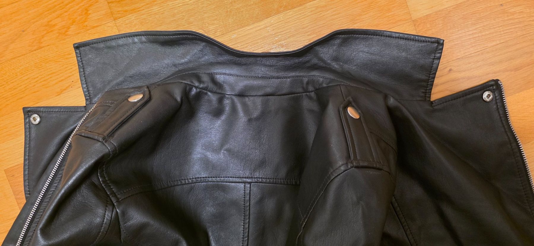 C&A Jacken & Mäntel: Kinder Kunstlederjacke schwarz C&A - Gr. 152 – Gebraucht aus Fällanden von zeno01 7