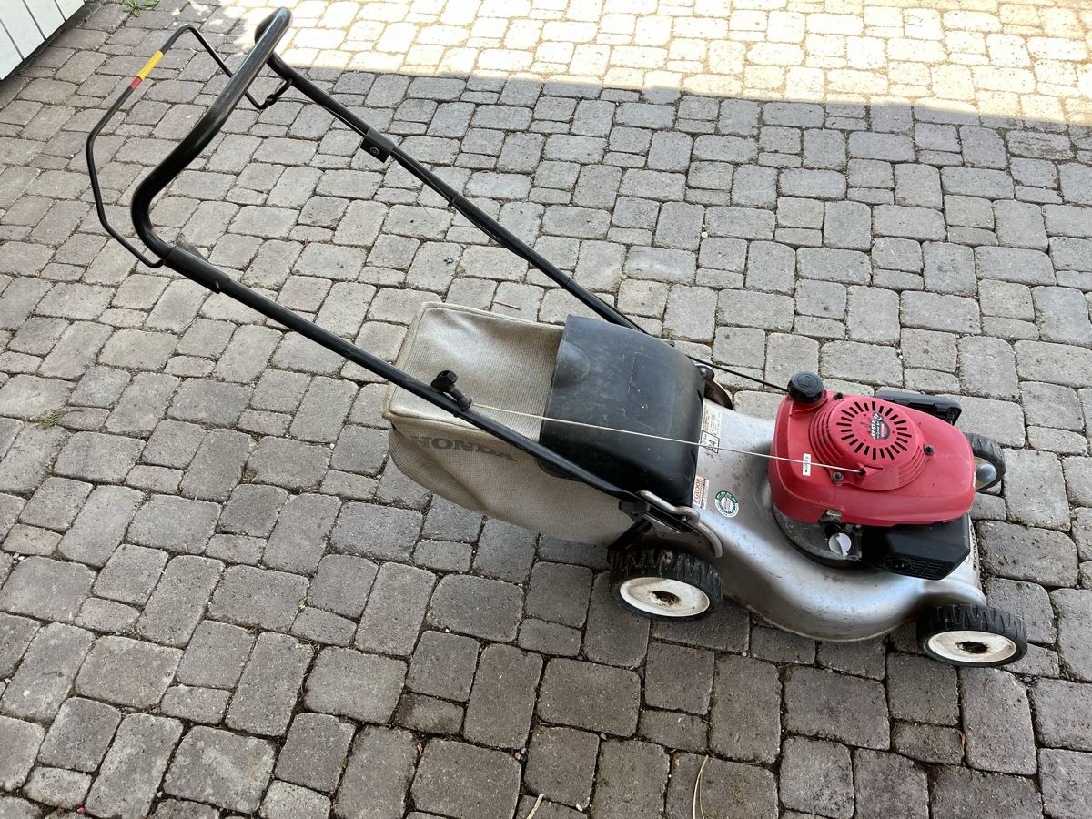 Honda Tagliaerba: Honda Rasenmäher 415 – Usato da Hermetschwil - Staffeln venduto da Juergso 3