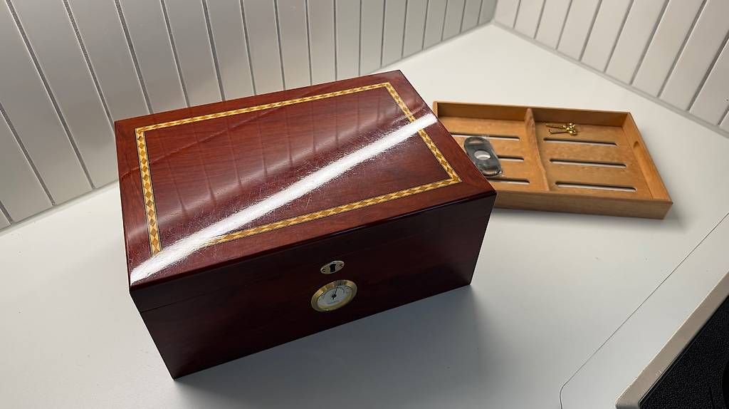 Humidor per sigari: Humidor – Usato da Zug venduto da tho_b78v 3