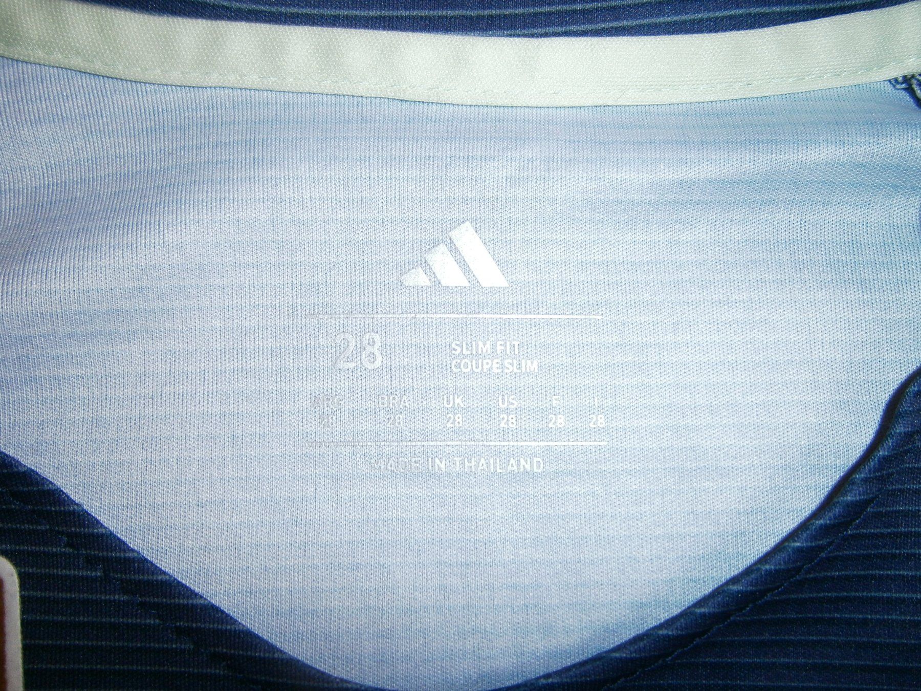 Adidas Scarpe, pantaloni & magliette da ginnastica: Real Madrid Trikot – Usato da Glarus venduto da swimmy 3