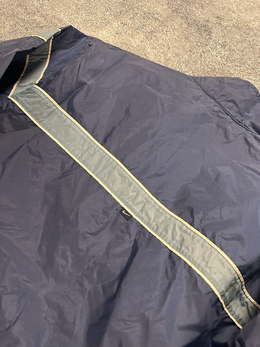 Nike Giacche: Nike Übergangsjacke, Gr. S – Usato da Luzern venduto da 041Vintage 4